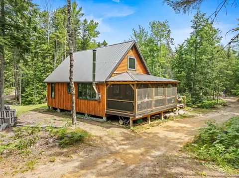 289 Pratt Rd, Parsonsfield, ME 04047