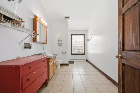 Bath - 270 Mayall Rd, Gray, ME 04039 photo 1 of 1