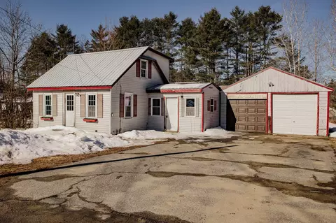 260 Weld St, Dixfield, ME 04224