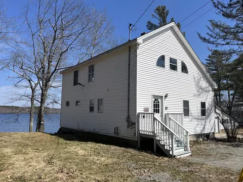 73 Fowlers Landing Rd, Hampden, ME 04444