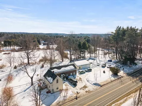 389 Gray Rd, Windham, ME 04062