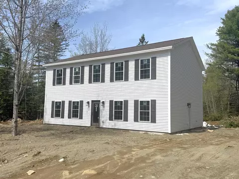 45 Snowberry Ln, Palermo, ME 04354