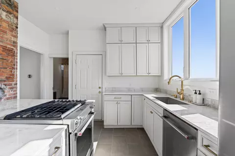 62 St Lawrence St #2, Portland, ME 04101