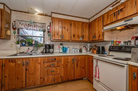 3 Clinton St, Milo, ME 04463 photo 5