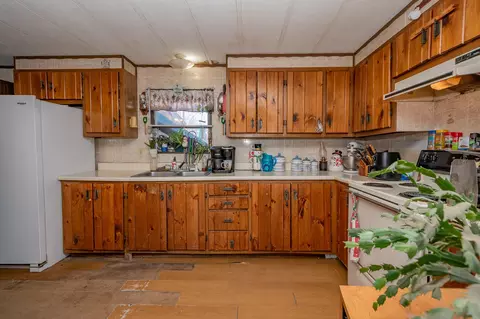 3 Clinton St, Milo, ME 04463 photo 4