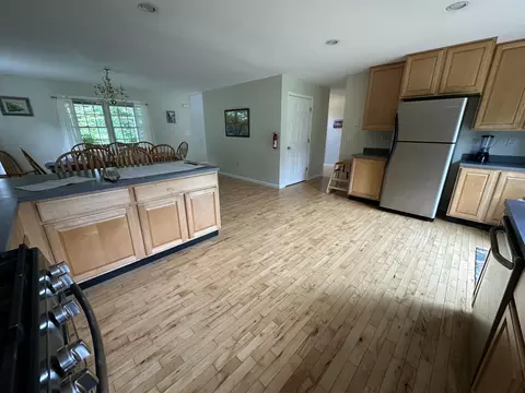 Kitchen - 15 Cooley Ln, Ogunquit, ME 03907 photo 3 of 5