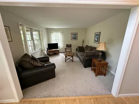 Living - 15 Cooley Ln, Ogunquit, ME 03907 photo 5 of 5