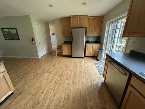 Kitchen - 15 Cooley Ln, Ogunquit, ME 03907 photo 4 of 5