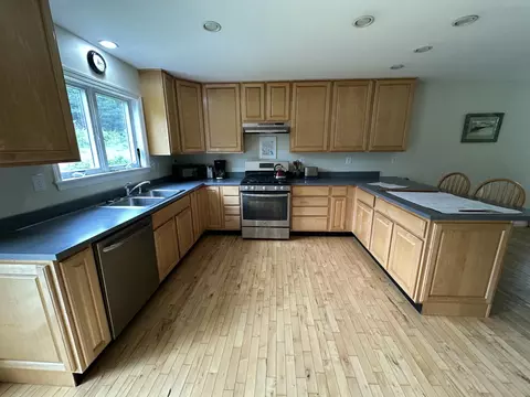 Kitchen - 15 Cooley Ln, Ogunquit, ME 03907 photo 1 of 5