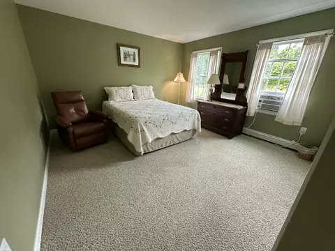 Bedroom - 15 Cooley Ln, Ogunquit, ME 03907 photo 1 of 17