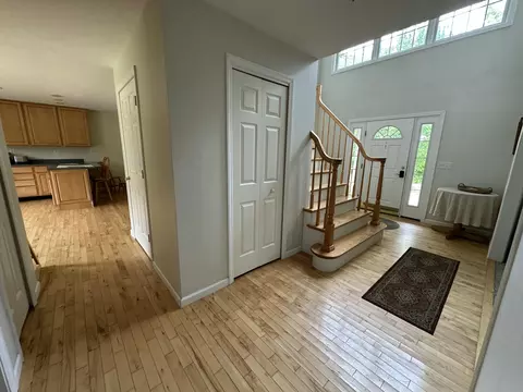 Entry Way - 15 Cooley Ln, Ogunquit, ME 03907 photo 4 of 7