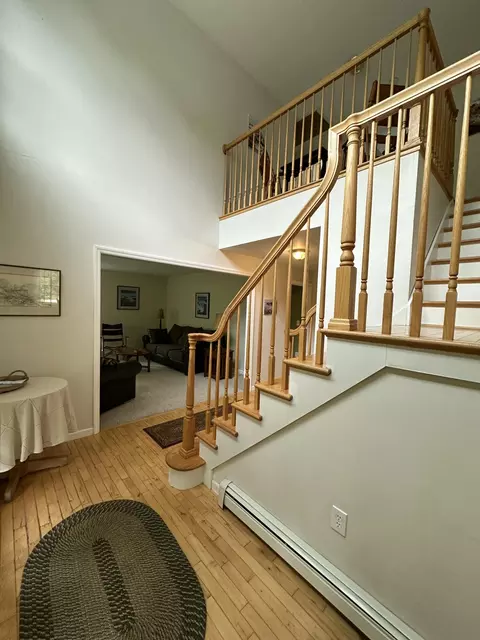 Entry Way - 15 Cooley Ln, Ogunquit, ME 03907 photo 2 of 7