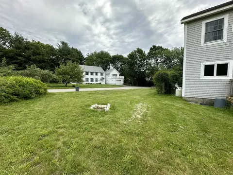 Exterior - 15 Cooley Ln, Ogunquit, ME 03907 photo 5 of 15