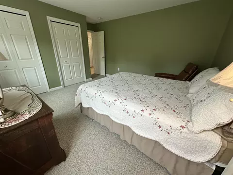 Bedroom - 15 Cooley Ln, Ogunquit, ME 03907 photo 3 of 17
