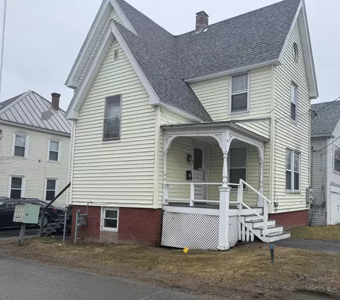 6 Spring St, Waterville, ME 04901
