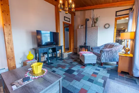 Living - 310 Katahdin Ave, Millinocket, ME 04462 photo 2 of 5