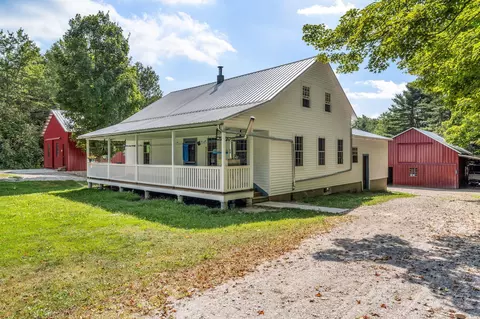 22 Rockland Rd, Jefferson, ME 04348