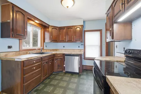 311 Main St, Springvale, ME 04083