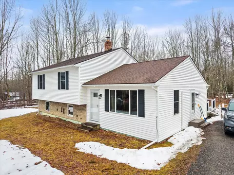 1130 Silver Lake Rd, Bucksport, ME 04416