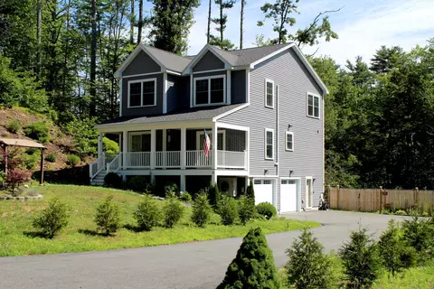 26 Channel Ln, Sanford, ME 04073