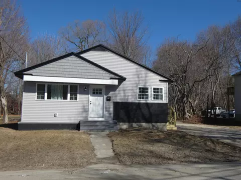 28 5 Elm St, Fairfield, ME 04937