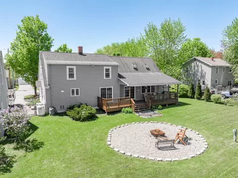 15 Fairfax St, Bangor, ME 04401