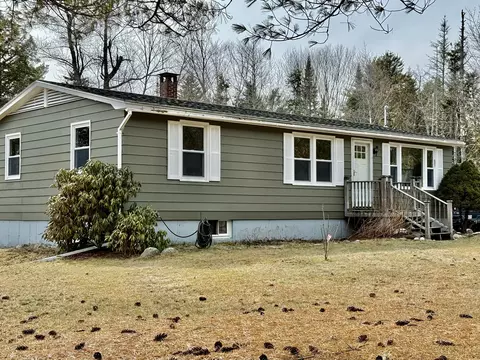 496 Court St, Machias, ME 04654