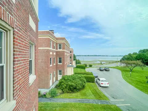 5 Ricker Park #D2, Portland, ME 04101