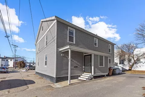 6 Middle St, Saco, ME 04072