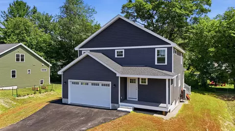 3 Hardwood Ln, Kennebunk, ME 04043