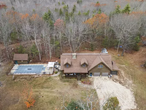 149 Duke Ln, Lyman, ME 04002
