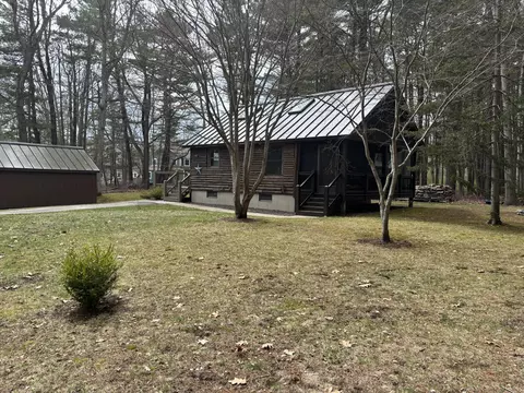 37 Chickadee Ln, Wells, ME 04090