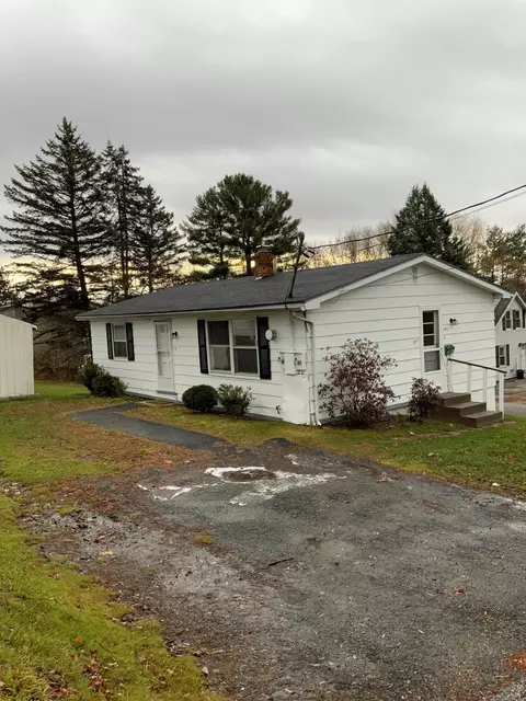 19 Western Avenue Pl, Augusta, ME 04330