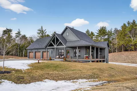 8 Peaceful Ln, Scarborough, ME 04074