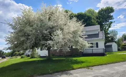 50 Beech St, East Millinocket, ME 04430