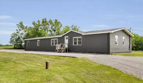 581 The Shore Rd, Castine, ME 04421