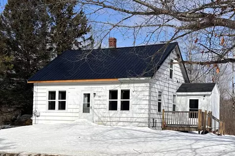345 Court St, Machias, ME 04654
