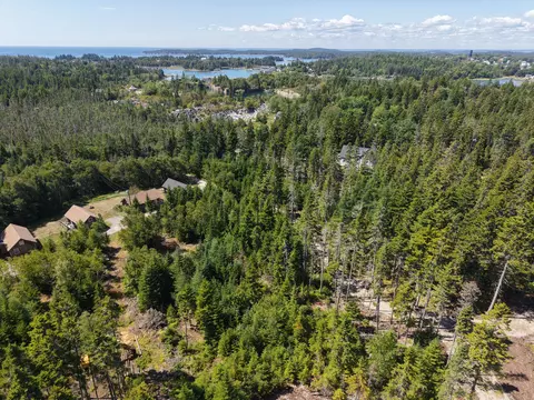 12 Jamestown Rd, Vinalhaven, ME 04863 photo 12