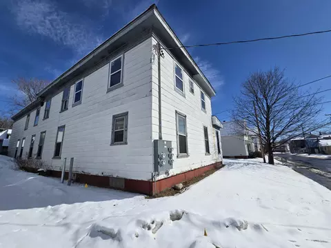 19 Western Ave, Waterville, ME 04901