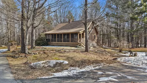 681 Maple Ridge Rd, Winslow, ME 04901