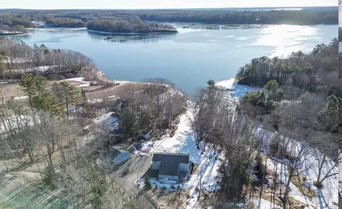 29 S Freeport Rd, Freeport, ME 04032
