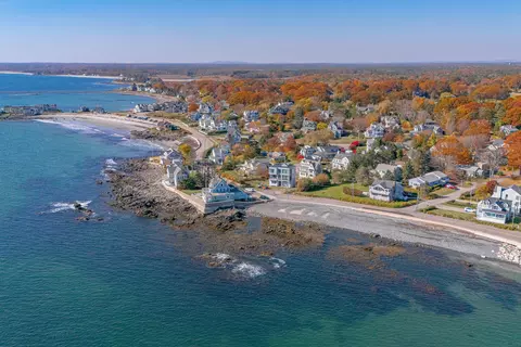 221 Beach Ave, Kennebunk, ME 04043 photo 8