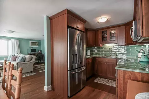 Kitchen - 407 Ocean Blvd #A5, Hampton, NH 03842 photo 3 of 3