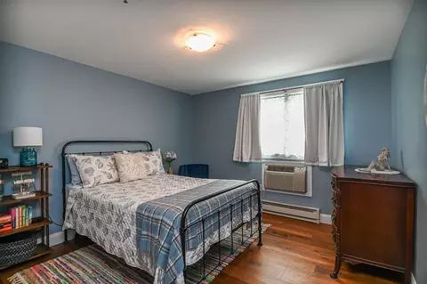 Bedroom - 407 Ocean Blvd #A5, Hampton, NH 03842 photo 4 of 4