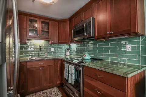 Kitchen - 407 Ocean Blvd #A5, Hampton, NH 03842 photo 1 of 3