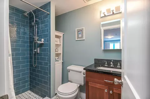 Bath - 407 Ocean Blvd #A5, Hampton, NH 03842 photo 3 of 4