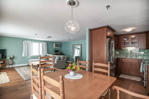 Dining - 407 Ocean Blvd #A5, Hampton, NH 03842 photo 1 of 2