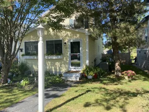 18 Camp Ellis Ave, Saco, ME 04072