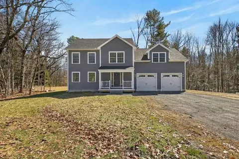 117 N Gorham Rd, Gorham, ME 04038