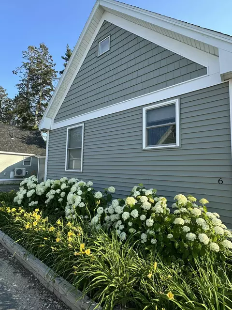 994 Portland Rd #6, Saco, ME 04072